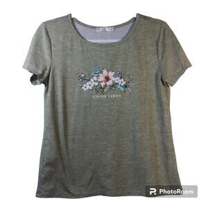 Rose + Vine Green Heathered Casual Tee Floral Print Good Vibes Size M
